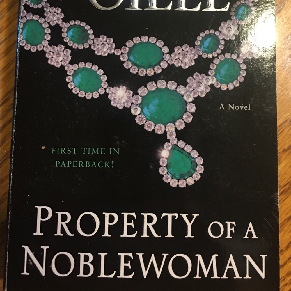 🚫SOLD Property Of A Noblewoman by Danielle Steel